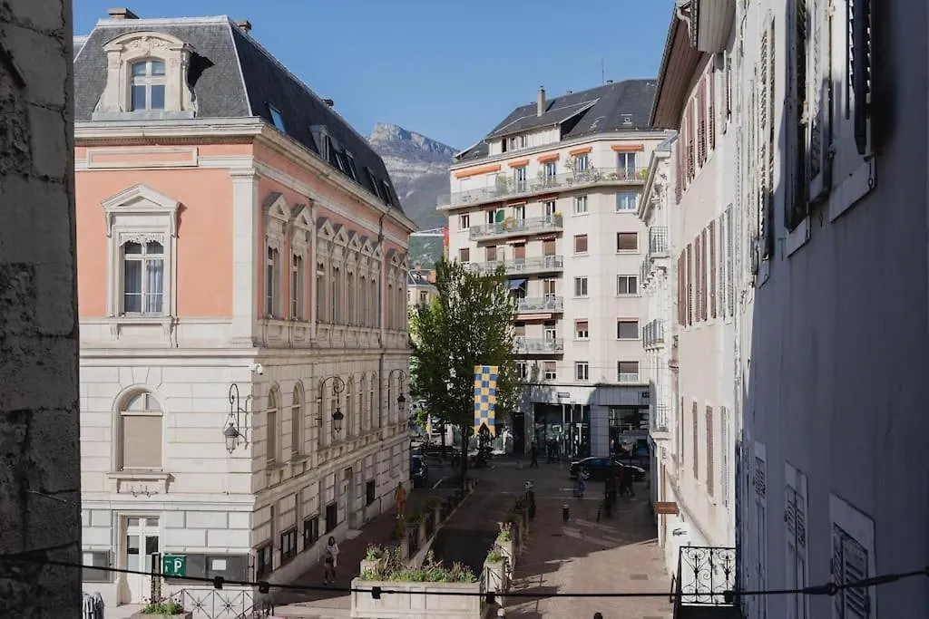 Lägenhet Studio La Dent Du Chat Chambéry